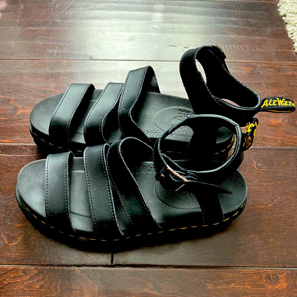 Doc Marten’s Blaire Sandals size 8